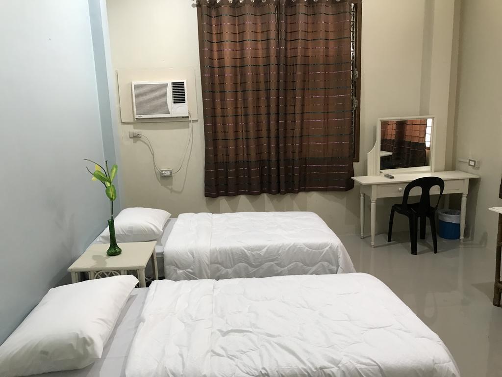 Hotel Residencia Marfel Tacloban Esterno foto
