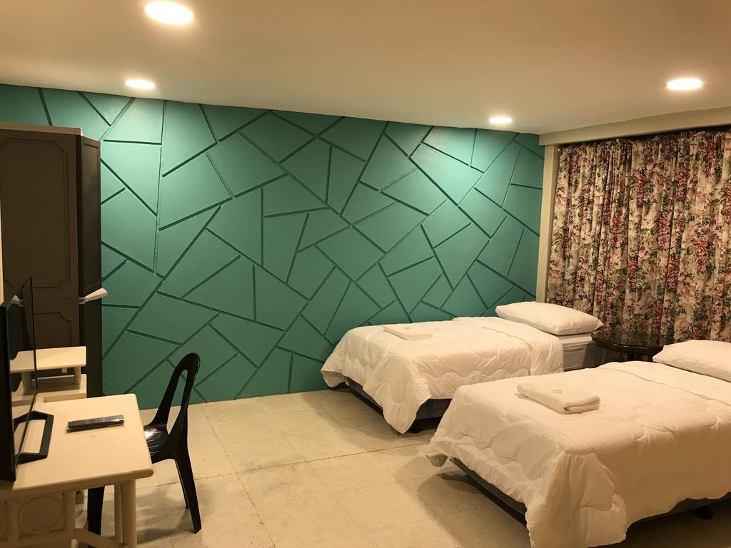 Hotel Residencia Marfel Tacloban Esterno foto
