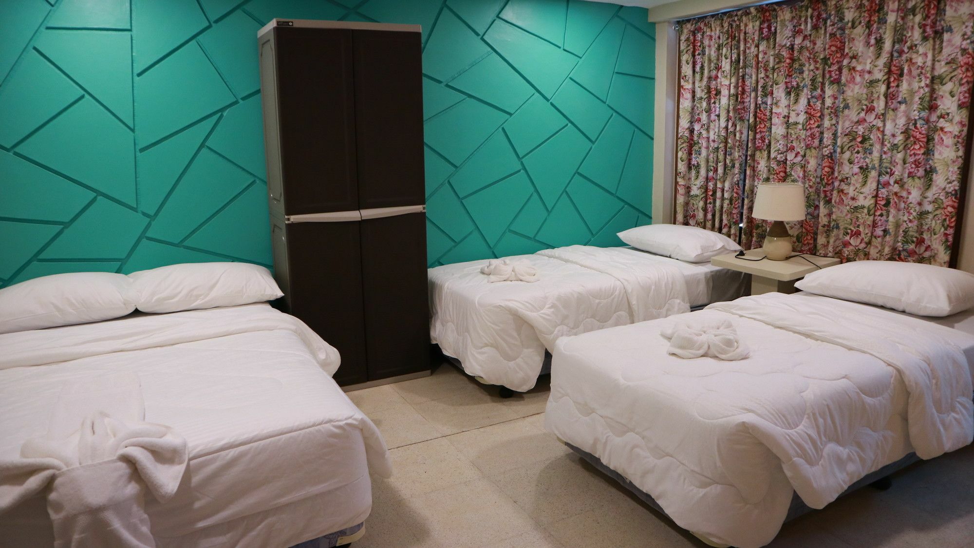 Hotel Residencia Marfel Tacloban Esterno foto